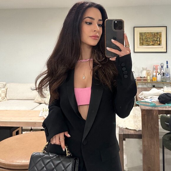 Meet your Posher, V - Picture 2 of 3